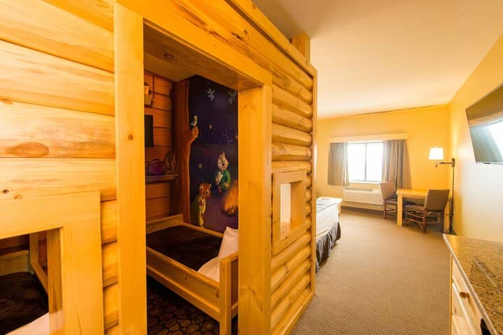 Room 10 of 41