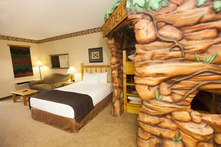 Room 9 of 46
